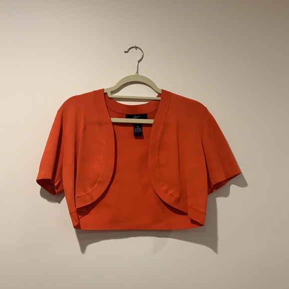 Women’s Tops - Picture 3 of 4